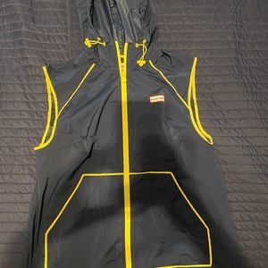 Hunters wind breaker